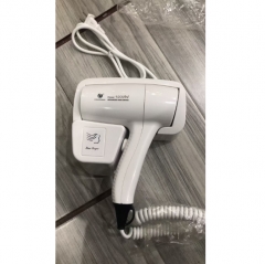 壁掛式吹風(fēng)機